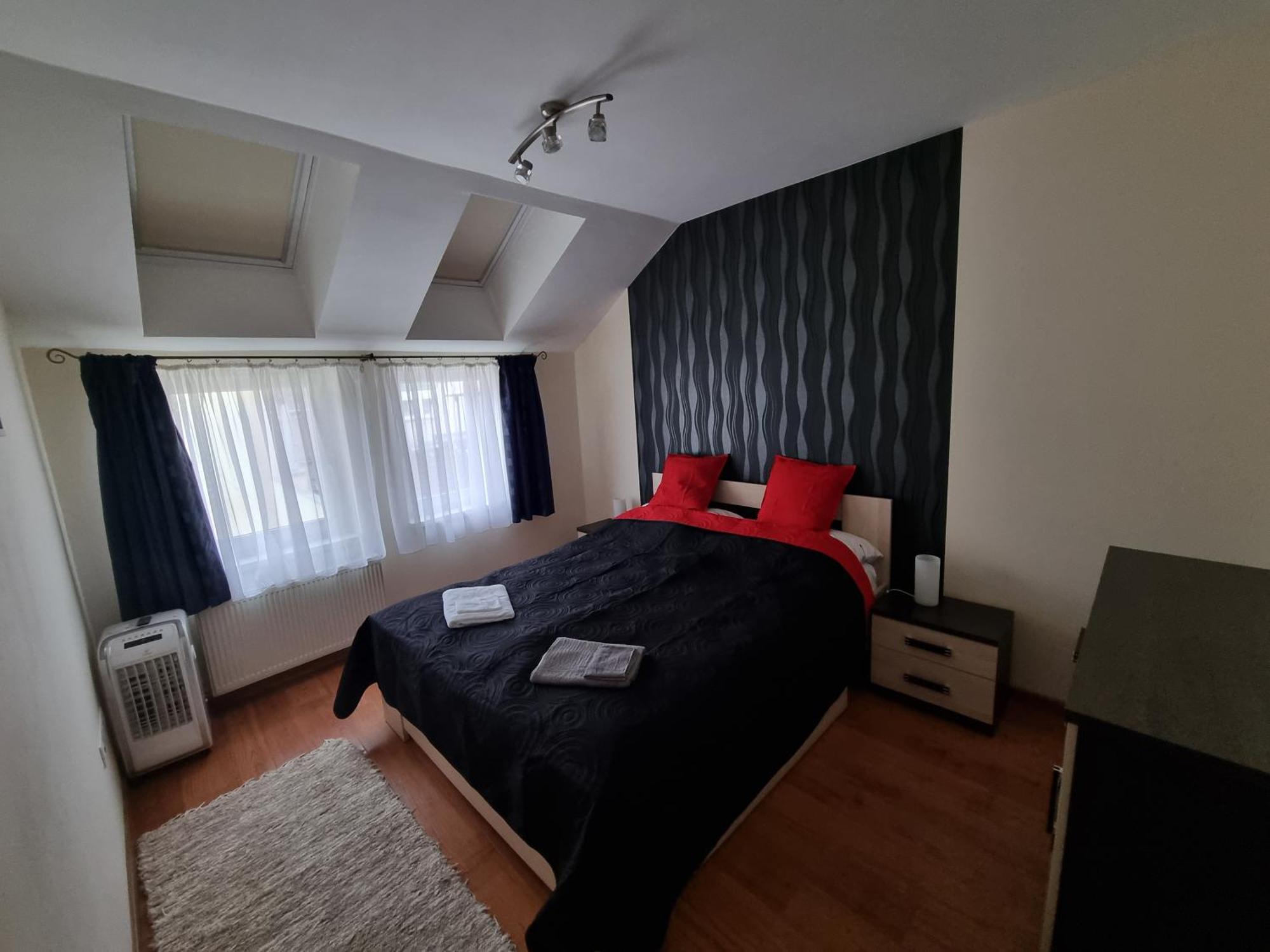 Merry&Car - Huge Balcony + Living Room + 2Br Budapest Luaran gambar